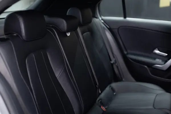 Mercedes-Benz A 250 e Progressive 17