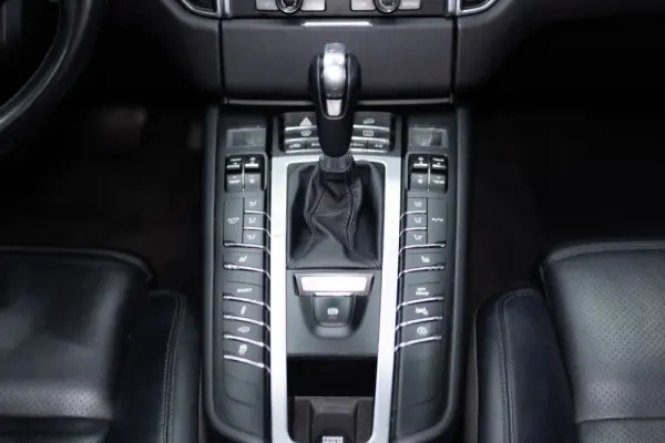 Porsche Macan S All Weather 36