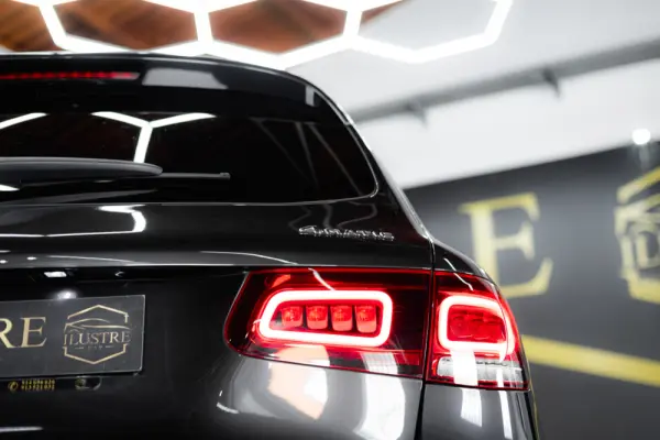 Mercedes-Benz GLC 300 de 4Matic 9G-TRONIC AMG Line 11