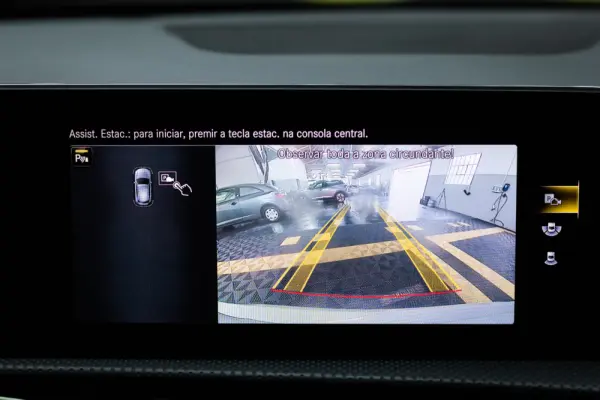 Mercedes-Benz A 250 e Progressive 57