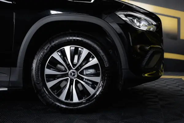 Mercedes-Benz GLA 180 d 8G-DCT Edition Progressive Line 11