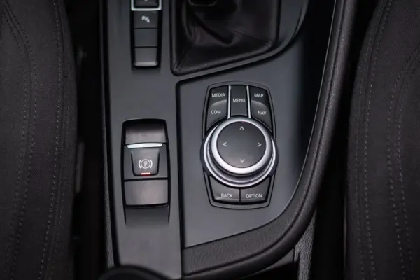 BMW X1 16 d sDrive Advantage Auto 40