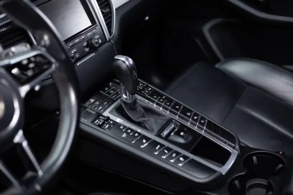 Porsche Macan S All Weather 37
