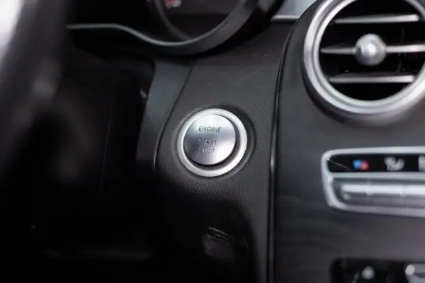 Mercedes-Benz C 220 (BlueTEC) d Station 7G-TRONIC AMG Line 35