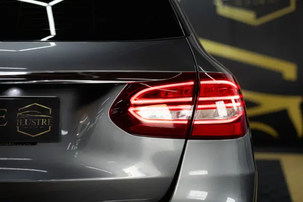 Mercedes-Benz C 220 (BlueTEC) d Station 7G-TRONIC AMG Line 11