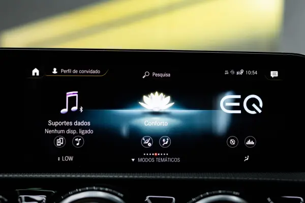 Mercedes-Benz A 250 e 8G-DCT AMG Line Advanced 44