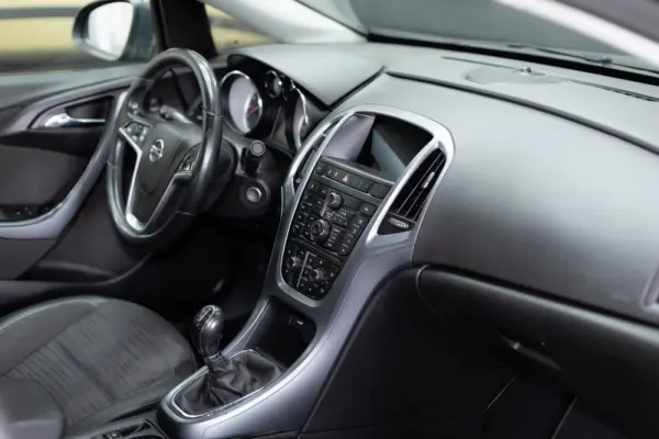 Opel Astra 1.4 T Selection GPL 23