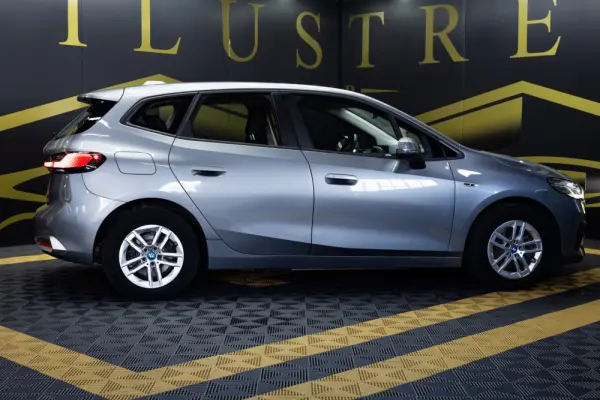 BMW 225xe Active Tourer e xDrive Line Luxury 4