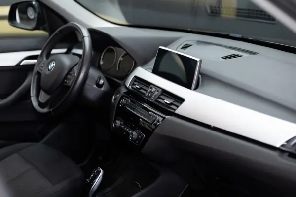 BMW X1 16 d sDrive Advantage Auto 25
