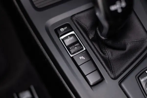 BMW X1 16 d sDrive Advantage Auto 43