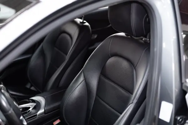 Mercedes-Benz C 220 (BlueTEC) d Station 7G-TRONIC AMG Line 26