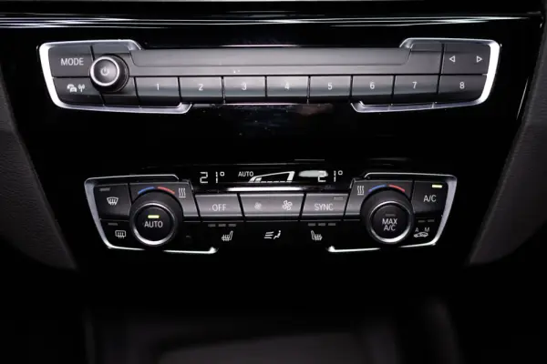 BMW X1 16 d sDrive Line Sport Auto 36