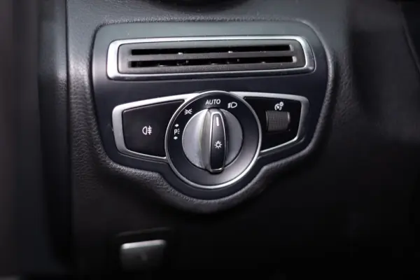 Mercedes-Benz C 220 (BlueTEC) d Station 7G-TRONIC AMG Line 43