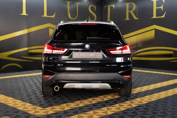 BMW X1 xDrive25e xLine 5