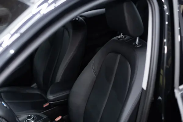 BMW X1 16 d sDrive Line Sport Auto 21