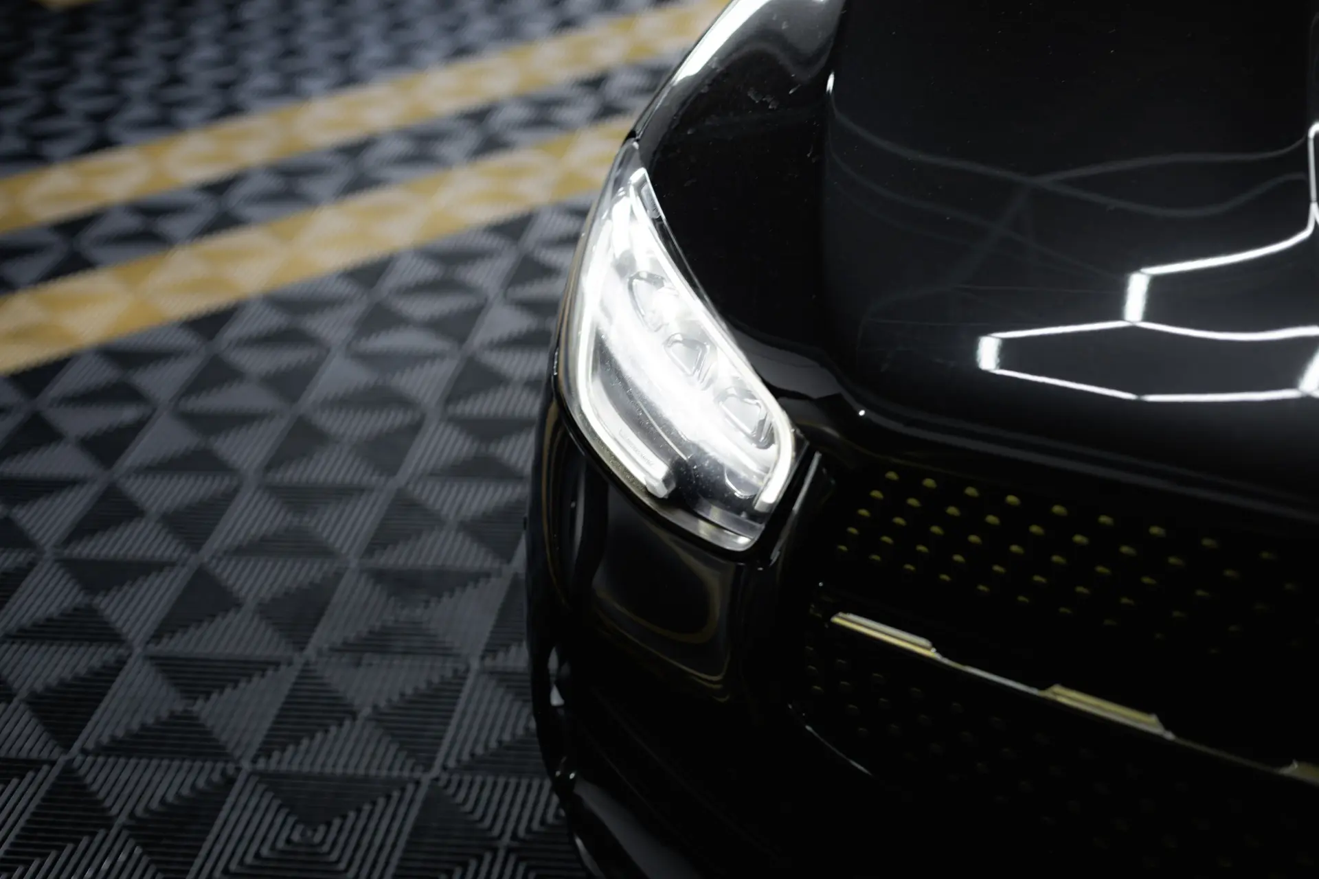 Mercedes-Benz GLC 300 de 4Matic 9G-TRONIC AMG Line 14