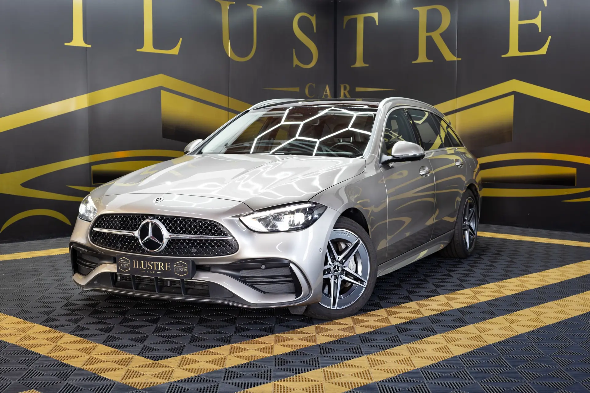 Mercedes-Benz C 300 e 9G-TRONIC Edition AMG Line 3