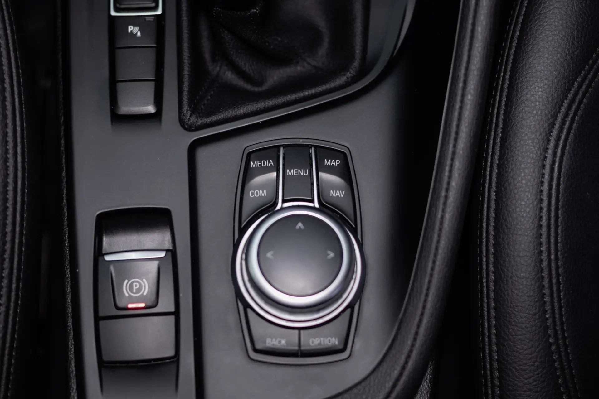 BMW X1 16 d sDrive Line Sport Auto 33