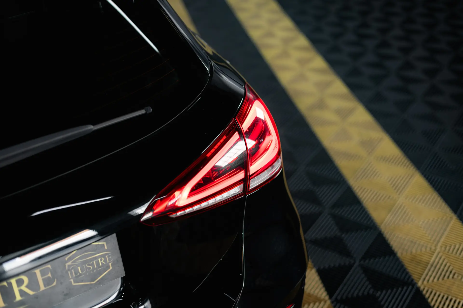 Mercedes-Benz A 250 e 8G-DCT AMG Line Advanced 9
