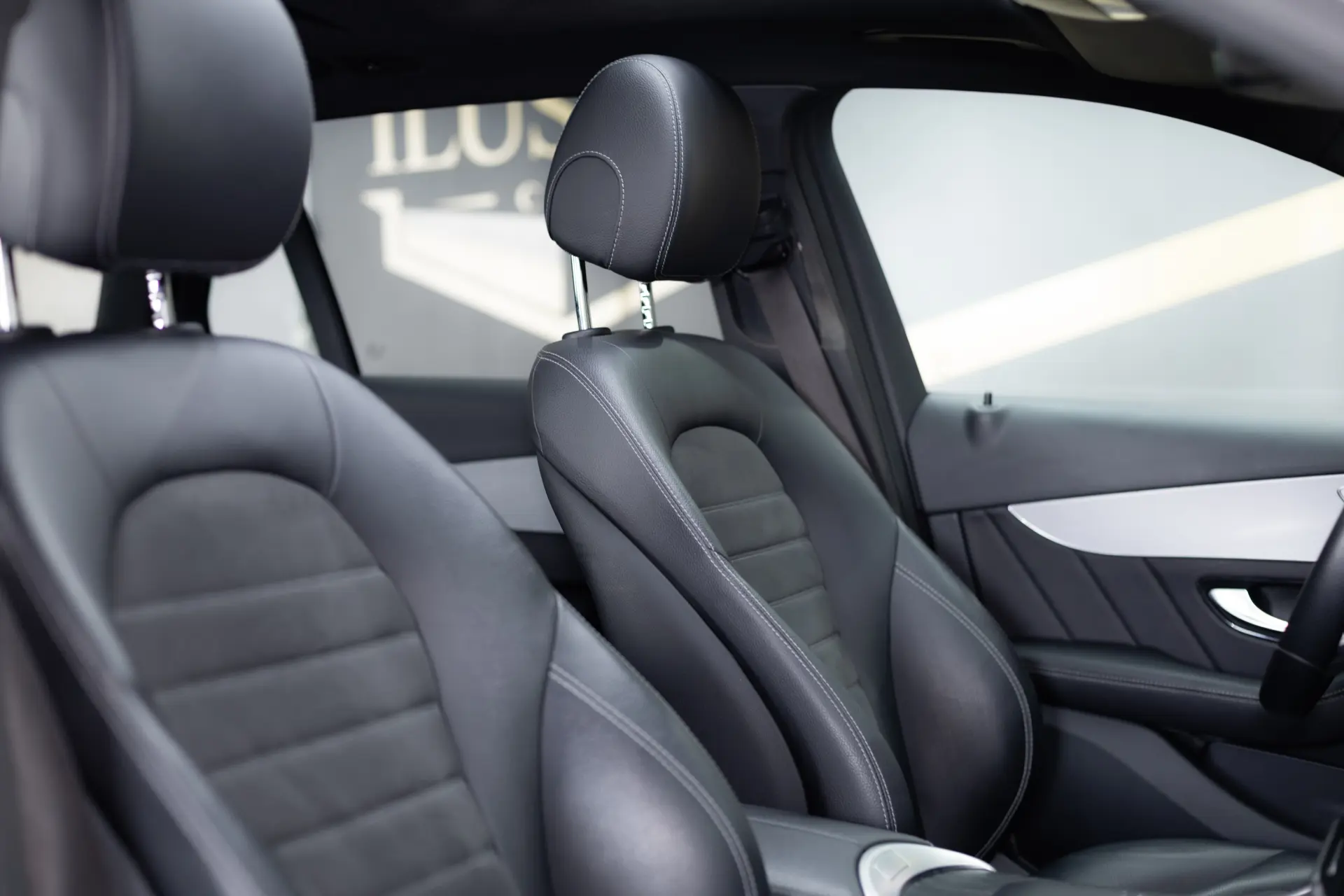 Mercedes-Benz GLC 300 e 4Matic 19