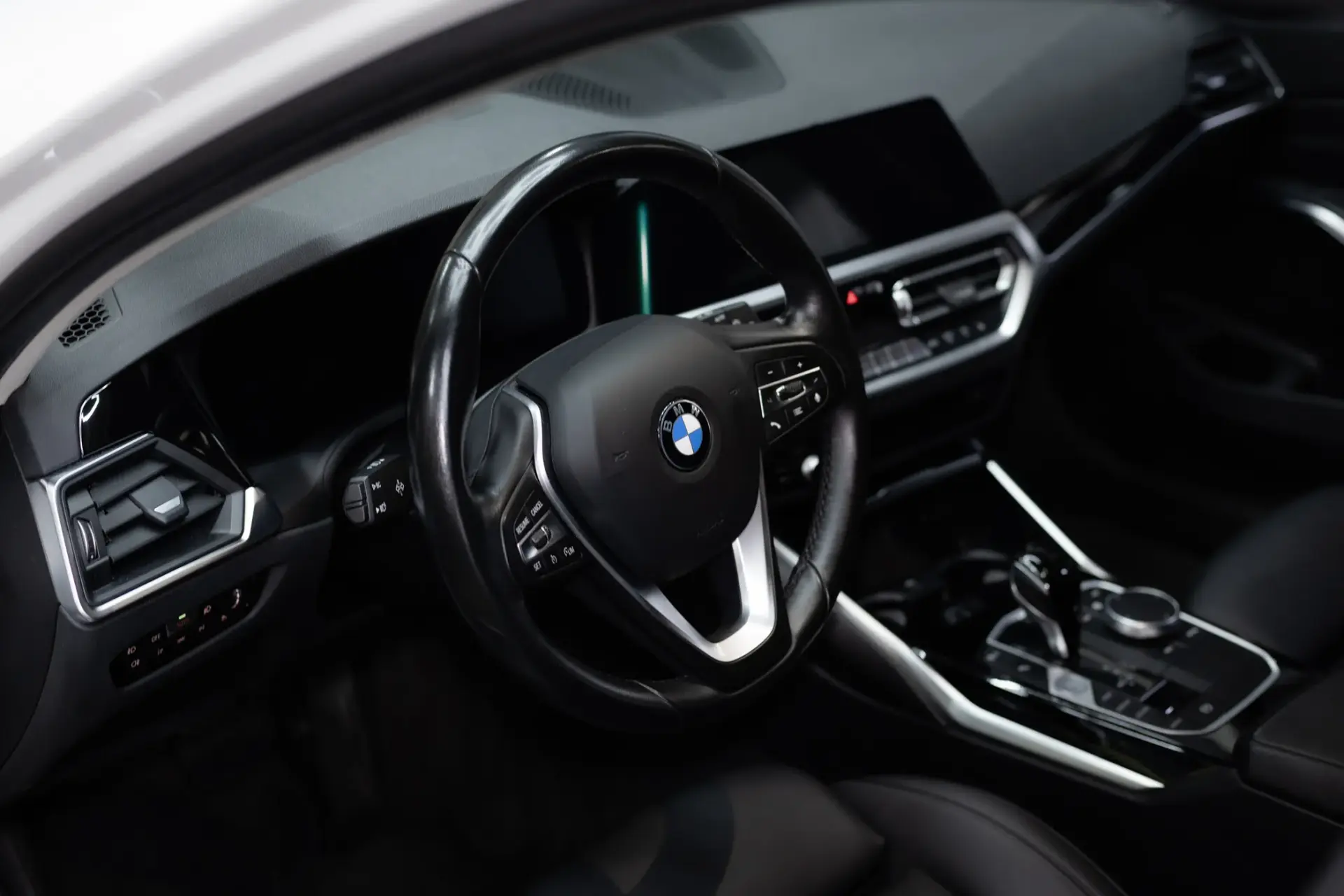 BMW 320 d Line Sport Auto 29