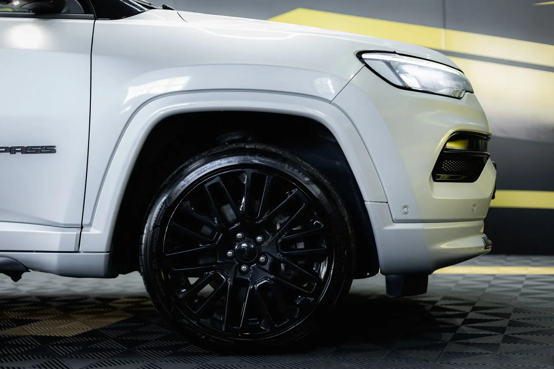 Jeep Compass 1.3 TG S 12