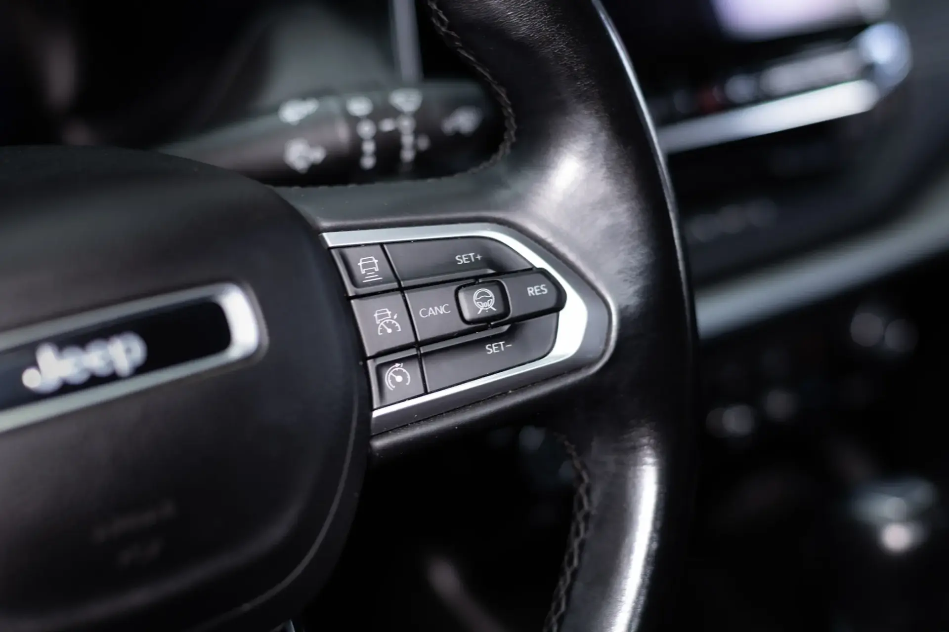 Jeep Compass 1.3 TG S 28