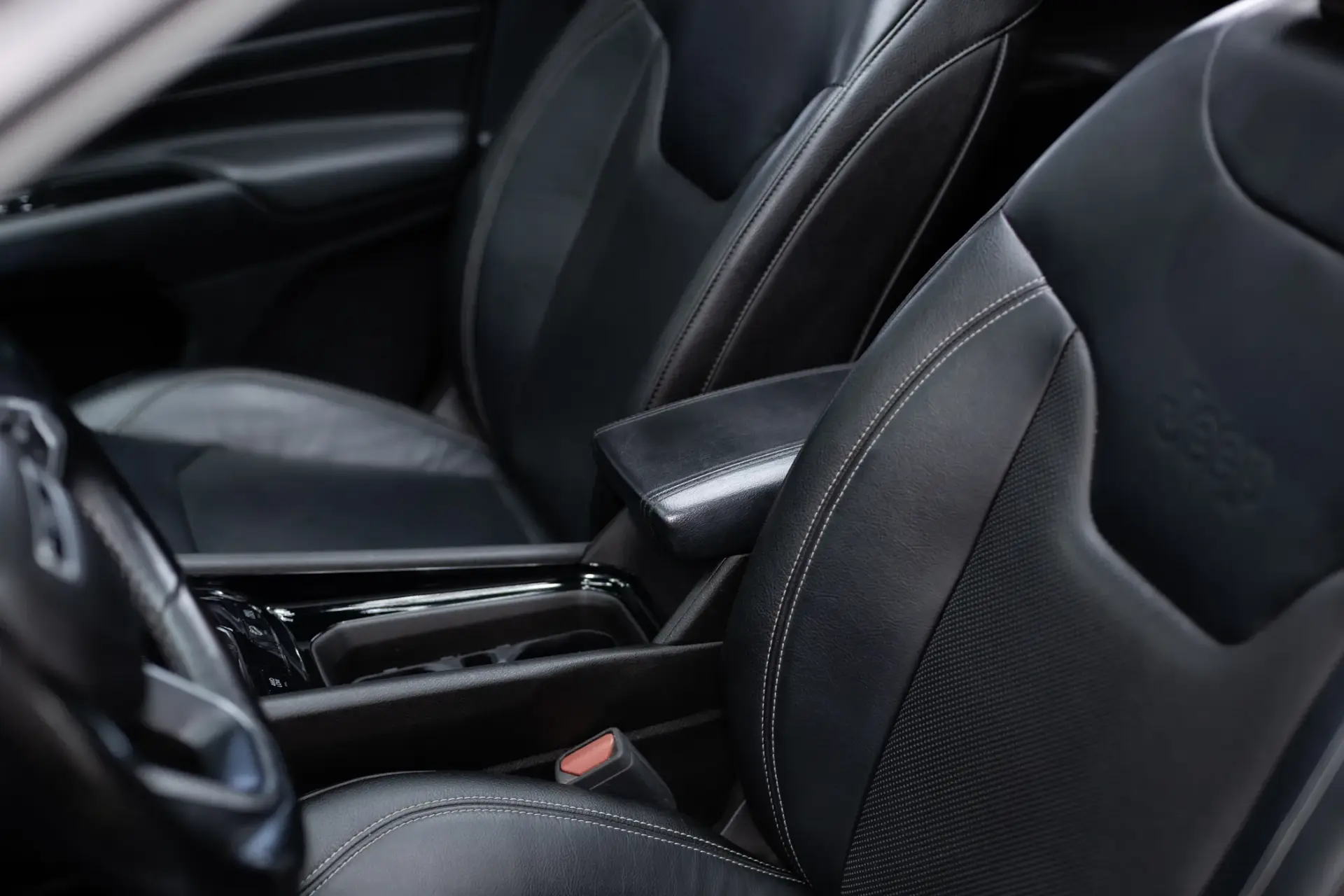 Jeep Compass 1.3 TG S 41