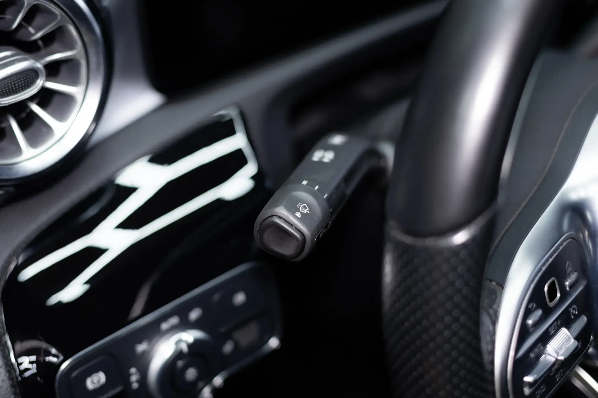 Mercedes-Benz A 180 Limousine d AMG Line Aut. 25