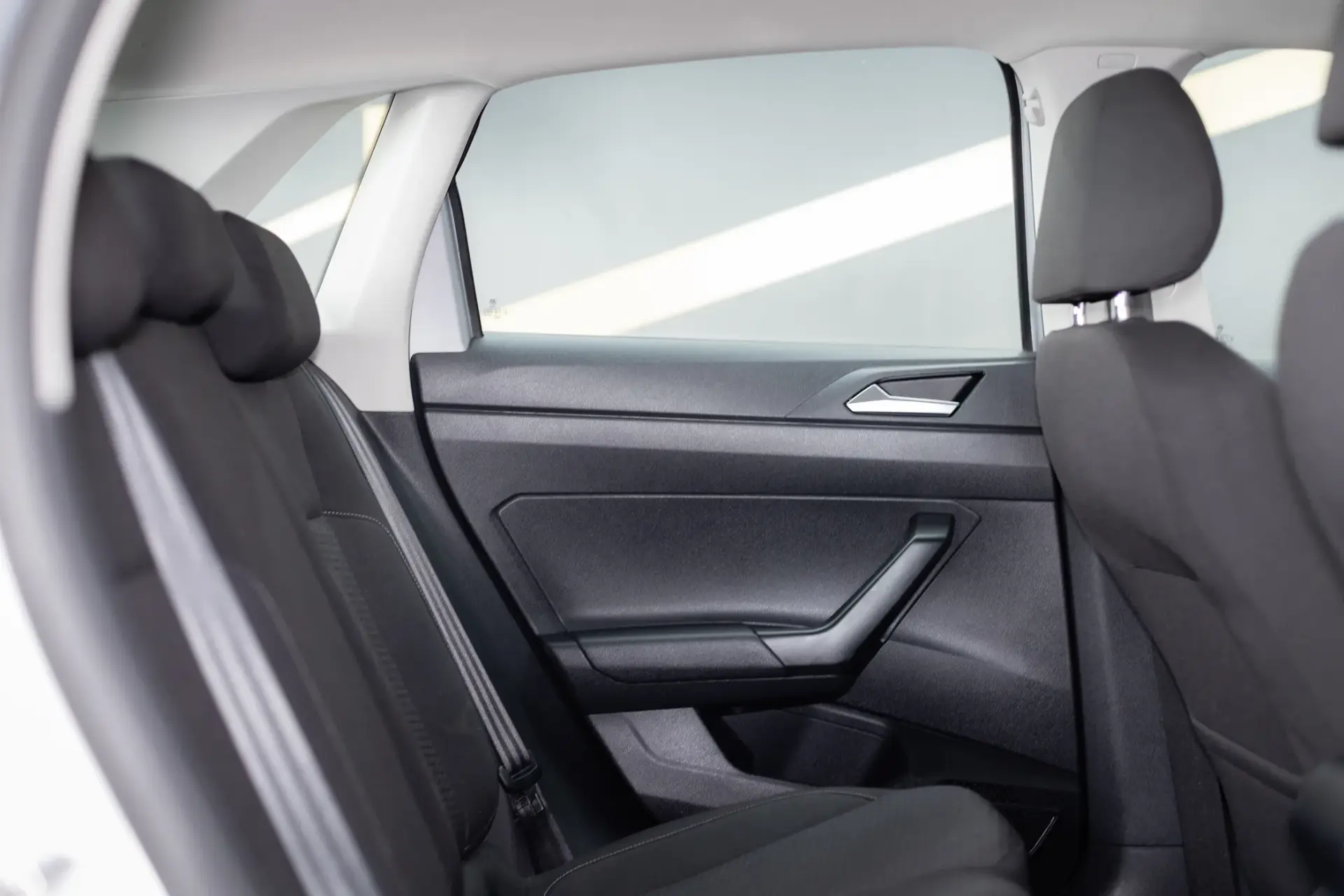 Volkswagen Polo 1.0 TSI Confortline 16