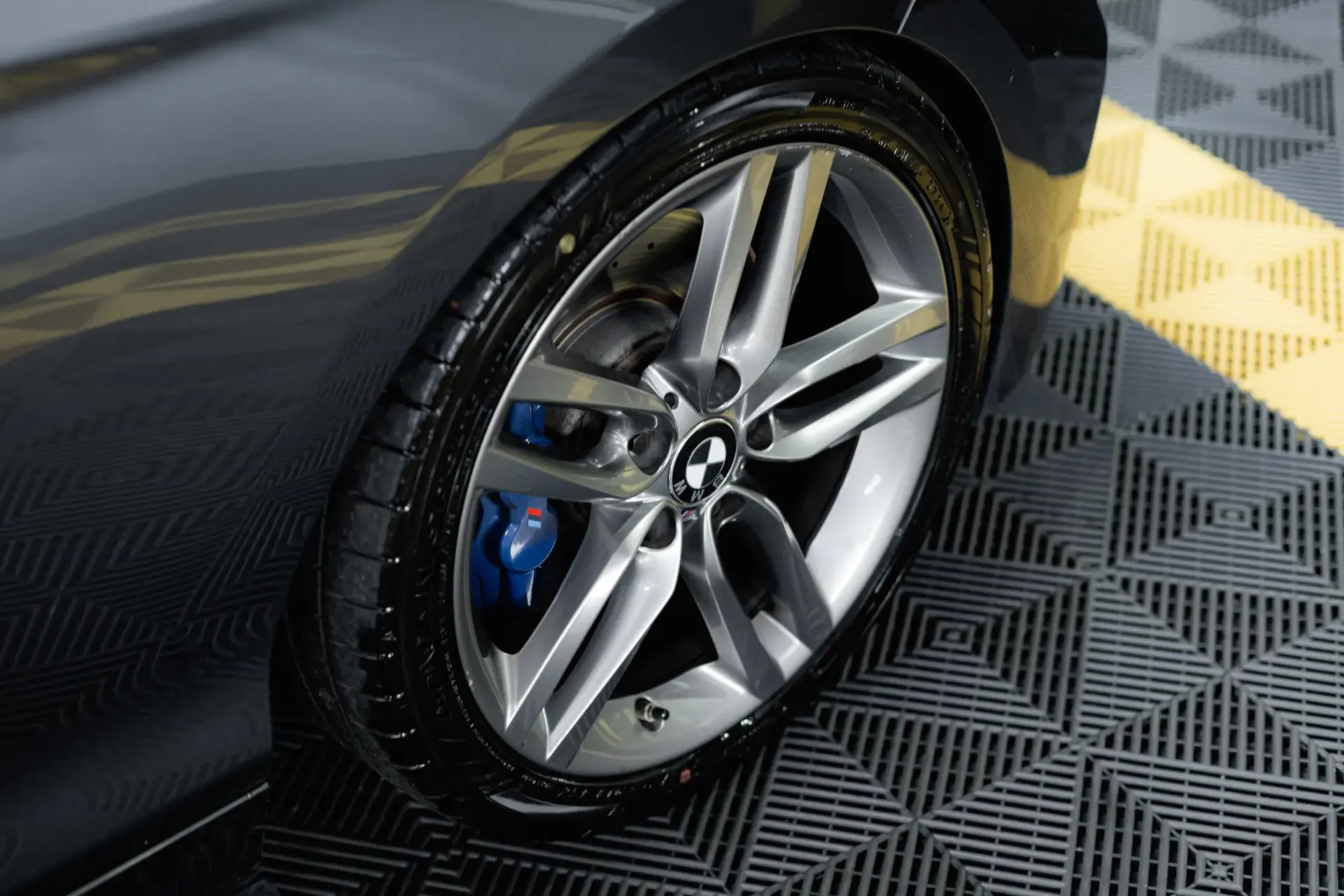 BMW 120 d Pack M Auto 14