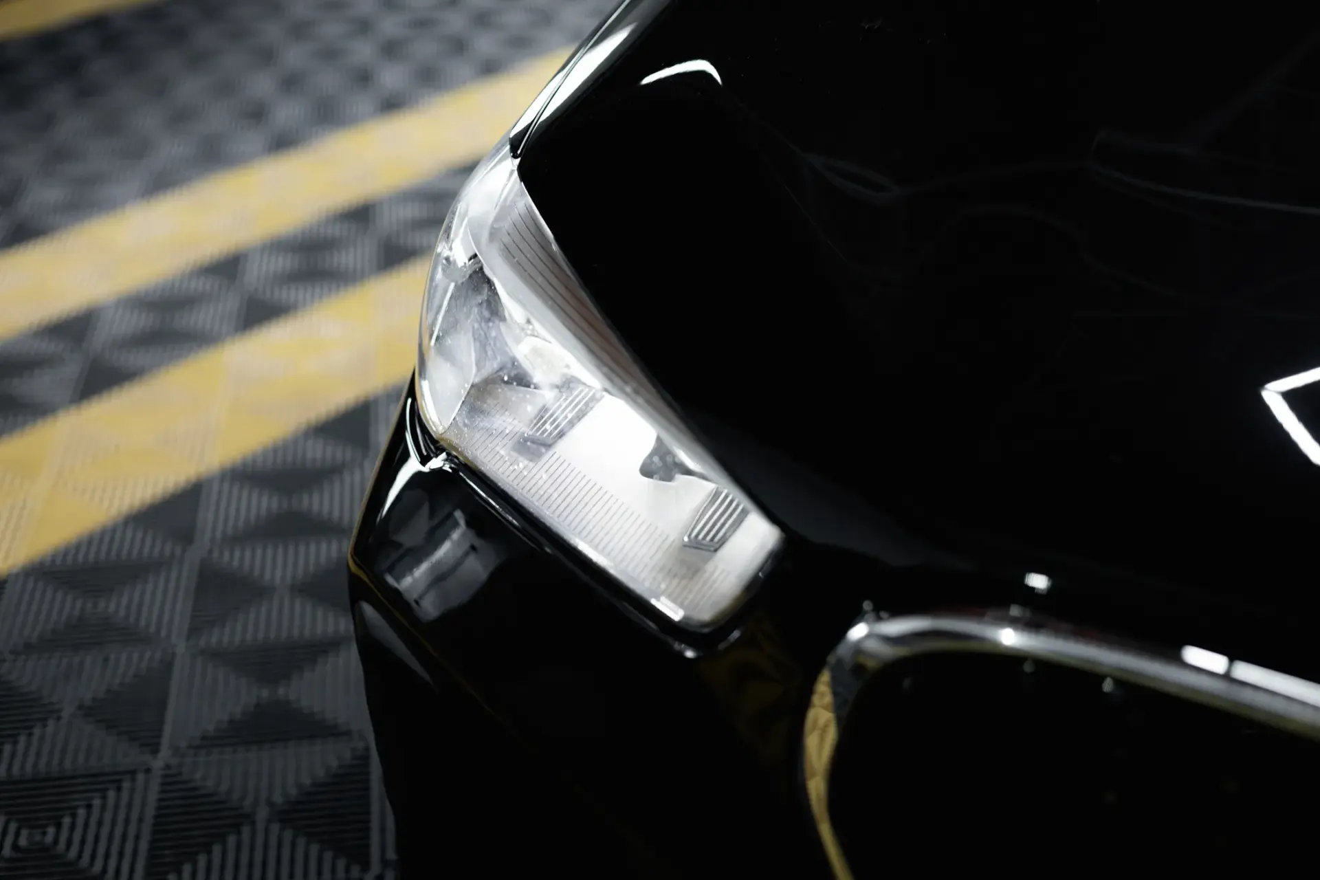 BMW X1 16 d sDrive Line Sport Auto 17