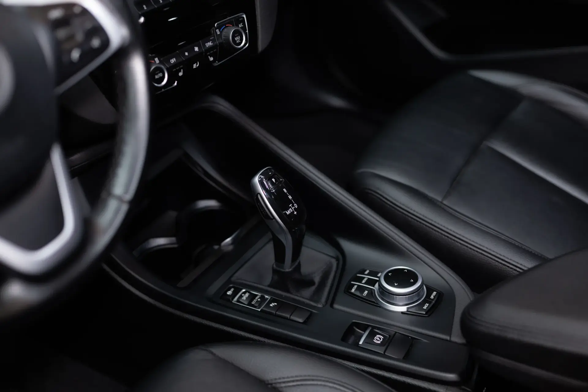 BMW X1 16 d sDrive Line Sport Auto 33