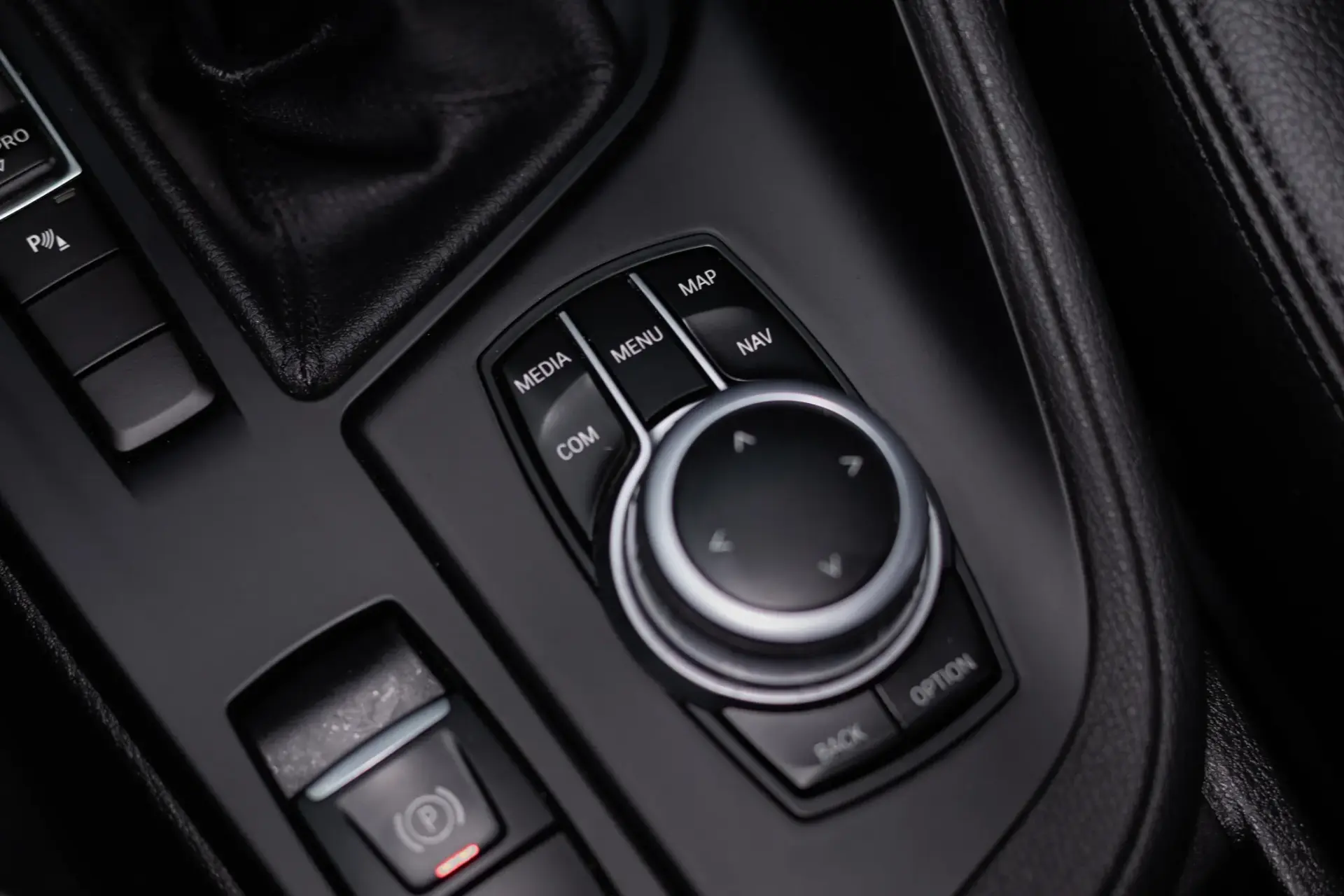 BMW X1 16 d sDrive Line Sport Auto 37