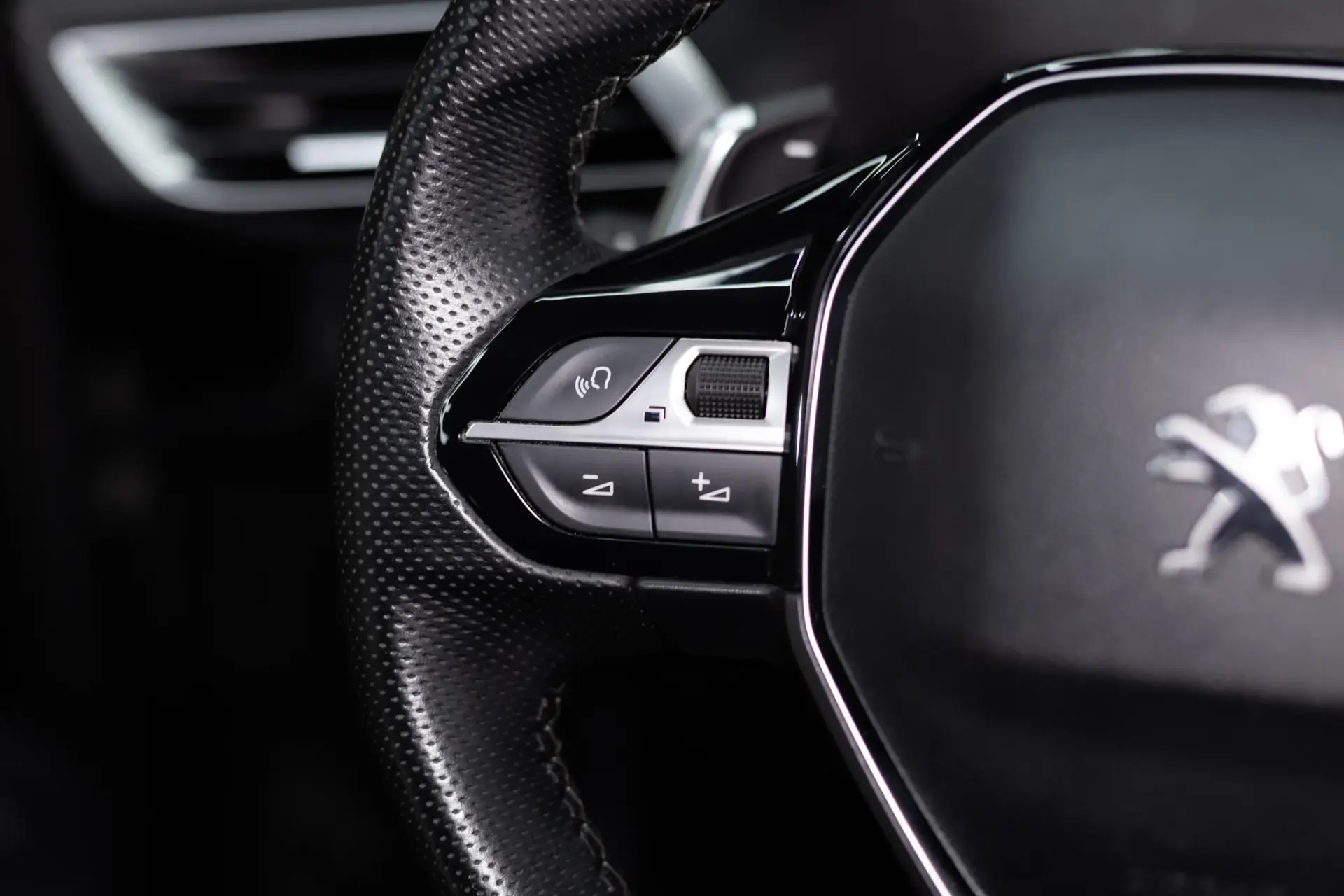 Peugeot 5008 1.5 BlueHDi GT Line EAT8 31