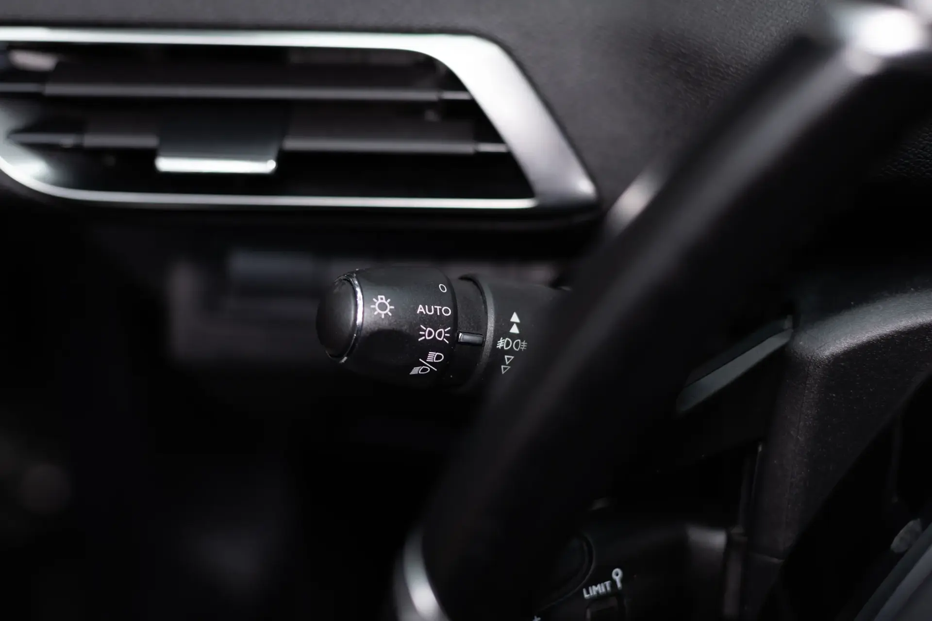 Peugeot 5008 1.5 BlueHDi GT Line EAT8 36