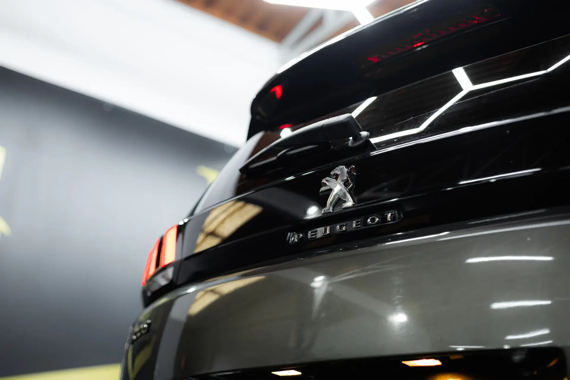 Peugeot 5008 1.5 BlueHDi GT Line EAT8 12