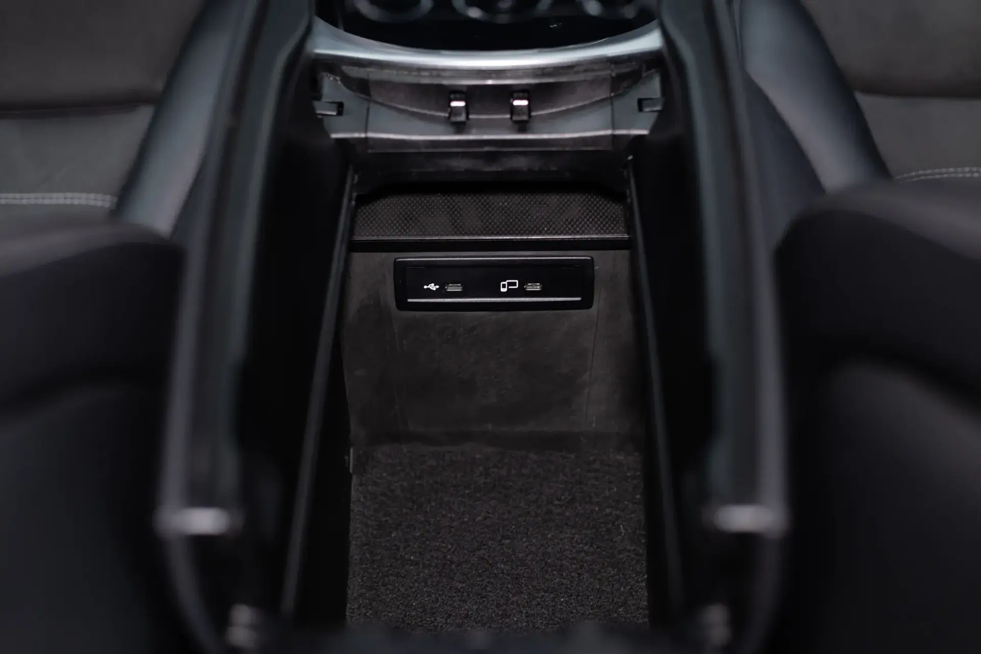 Mercedes-Benz GLC 300 de 4Matic 34