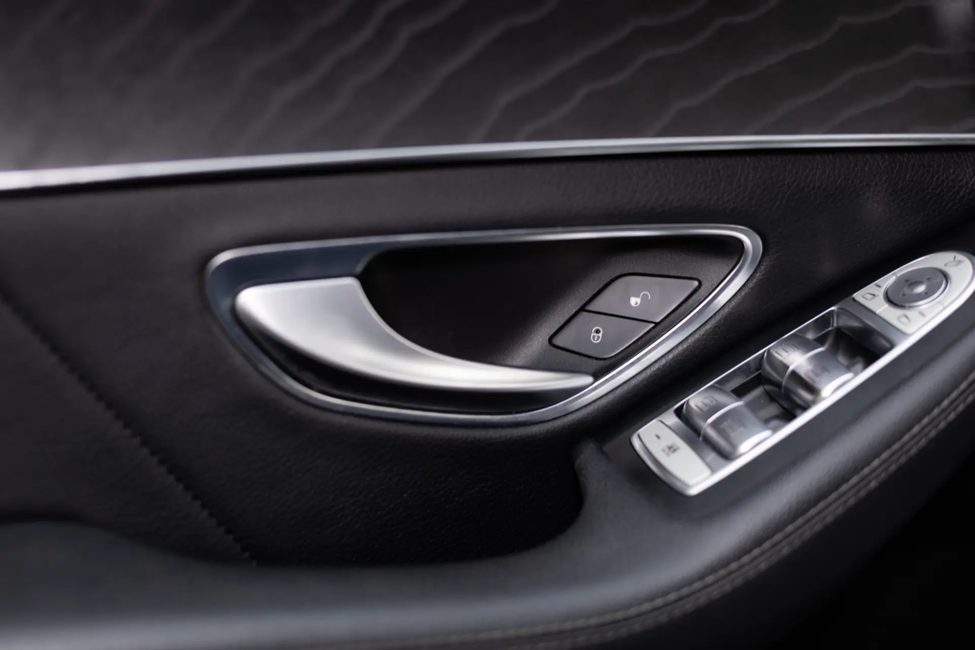 Mercedes-Benz C 220 (BlueTEC) d Station 7G-TRONIC AMG Line 37