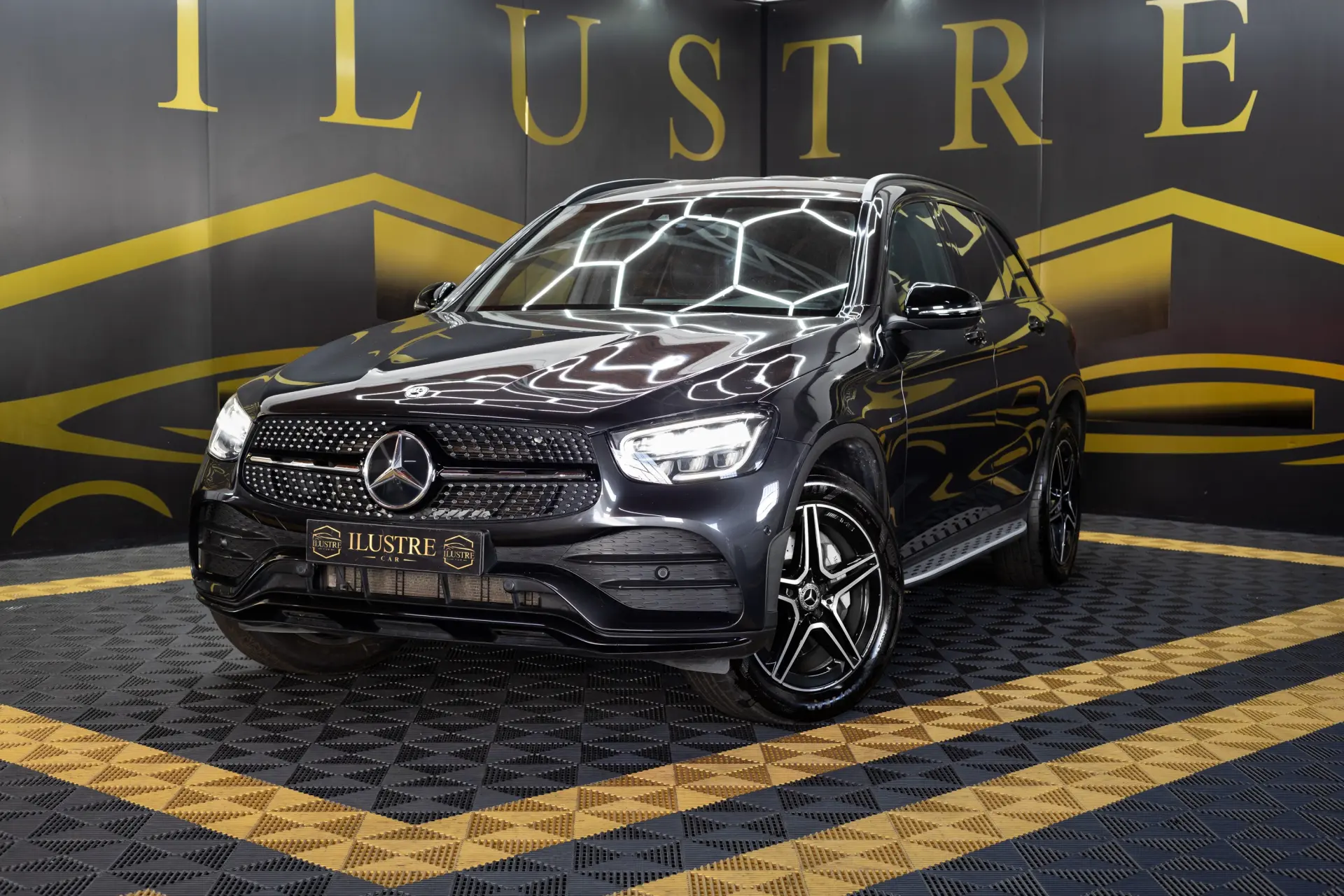Mercedes-Benz GLC 300 de 4Matic 9G-TRONIC AMG Line 3