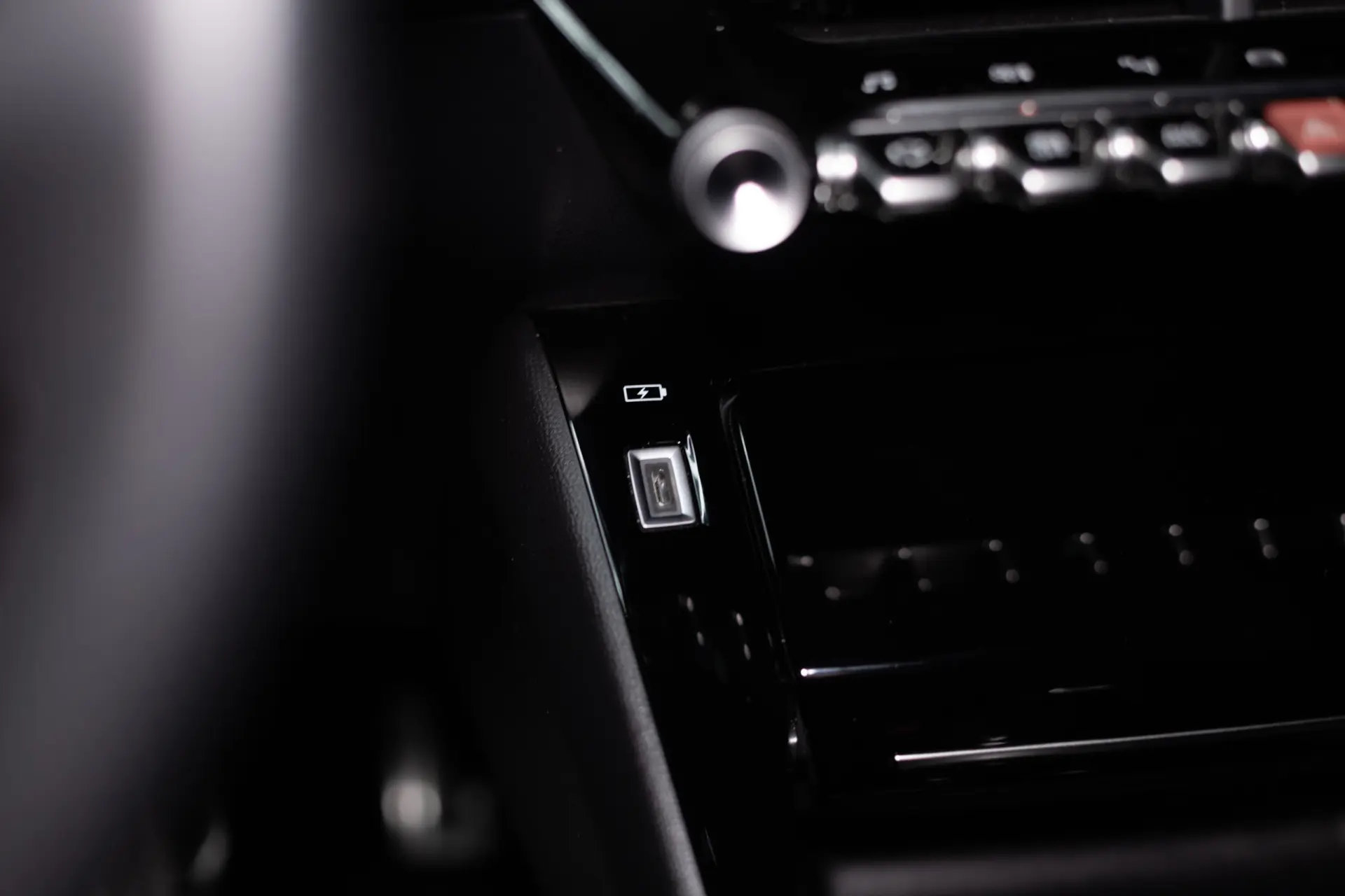 Peugeot 2008 1.5 BlueHDi GT Line EAT8 38