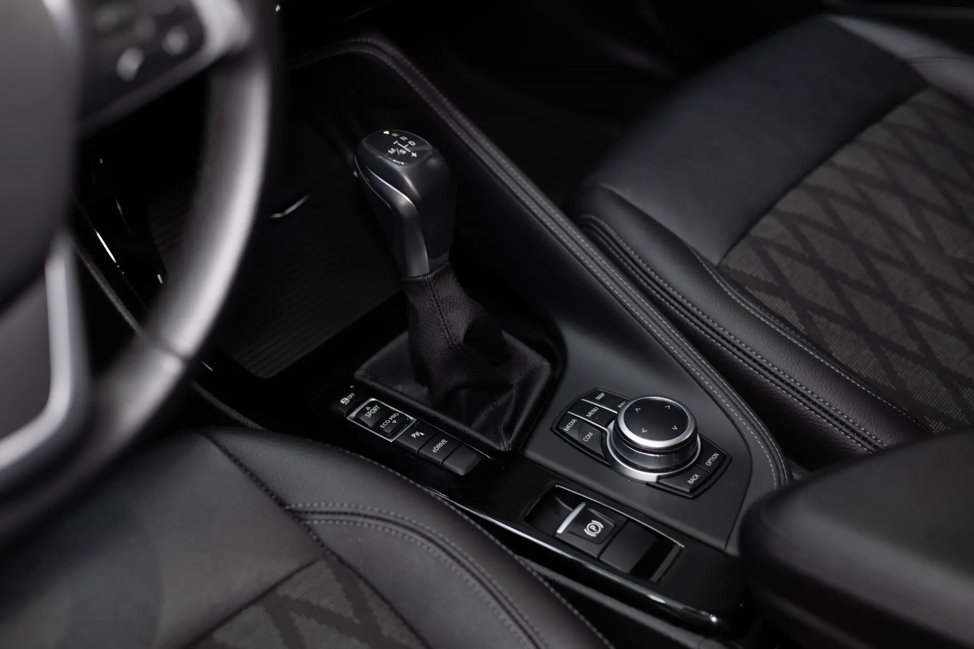 BMW X1 xDrive25e xLine 32
