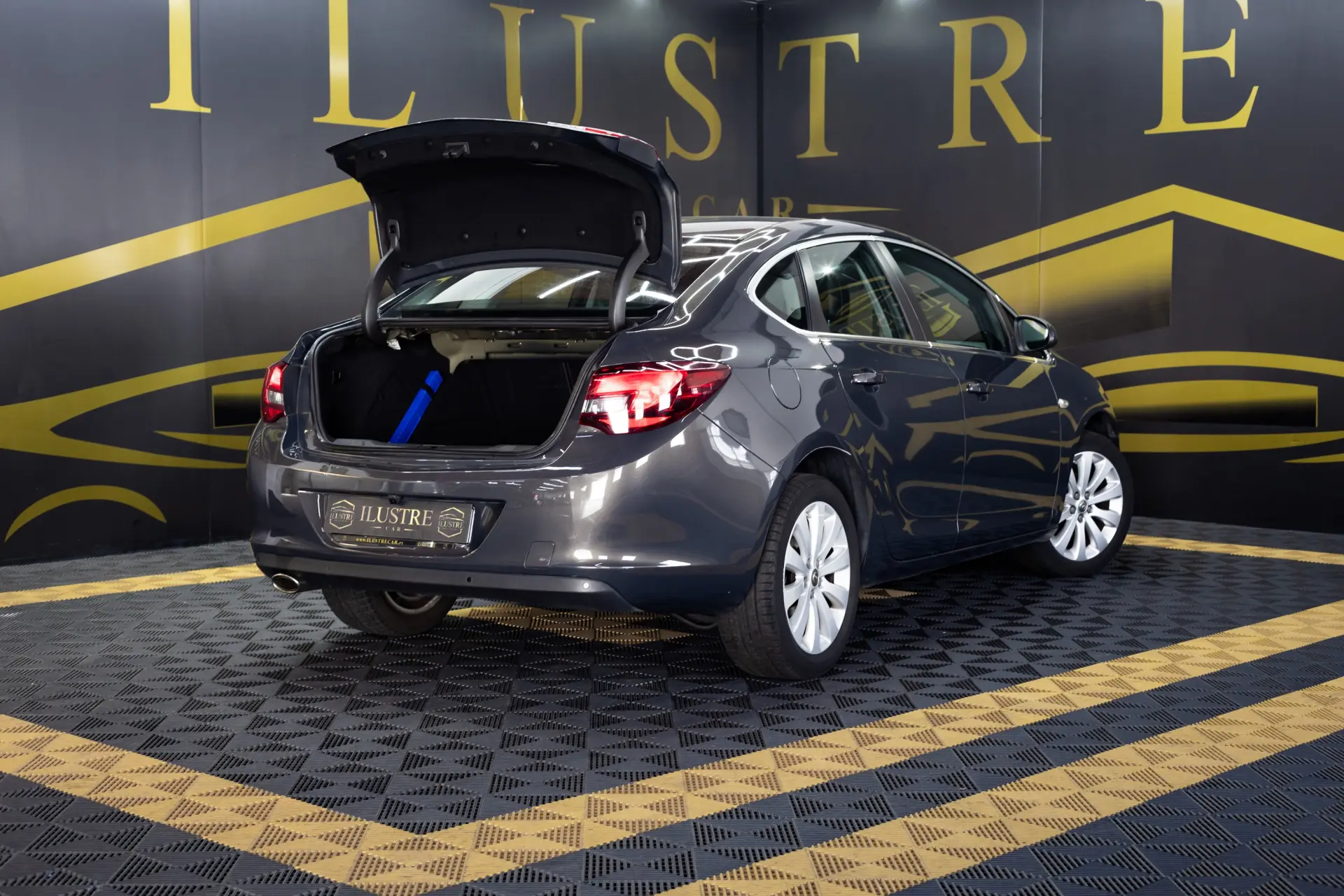 Opel Astra 1.4 T Selection GPL 7