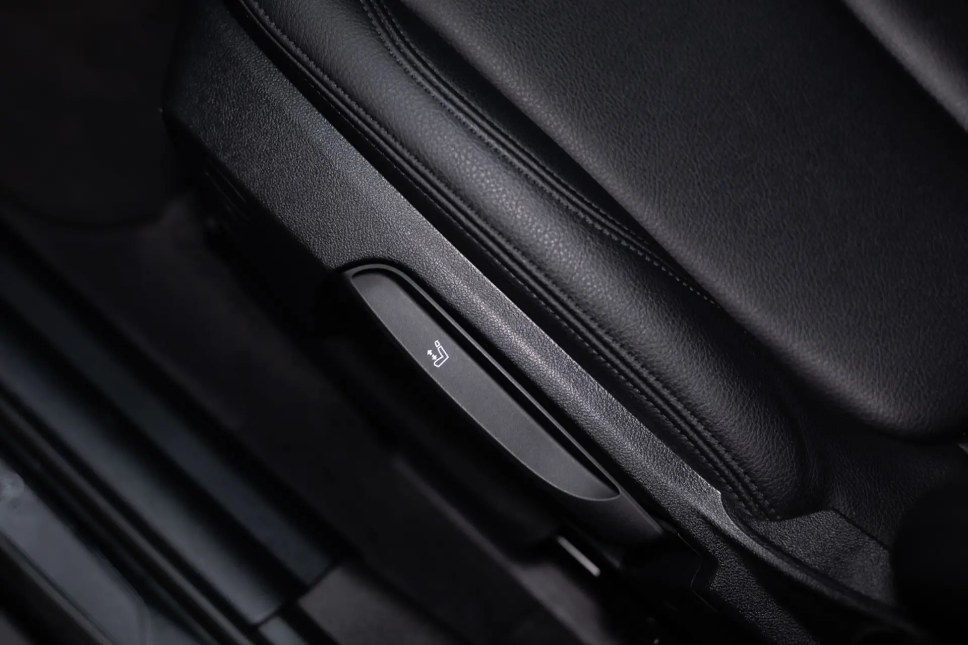 BMW X1 16 d sDrive Line Sport Auto 23