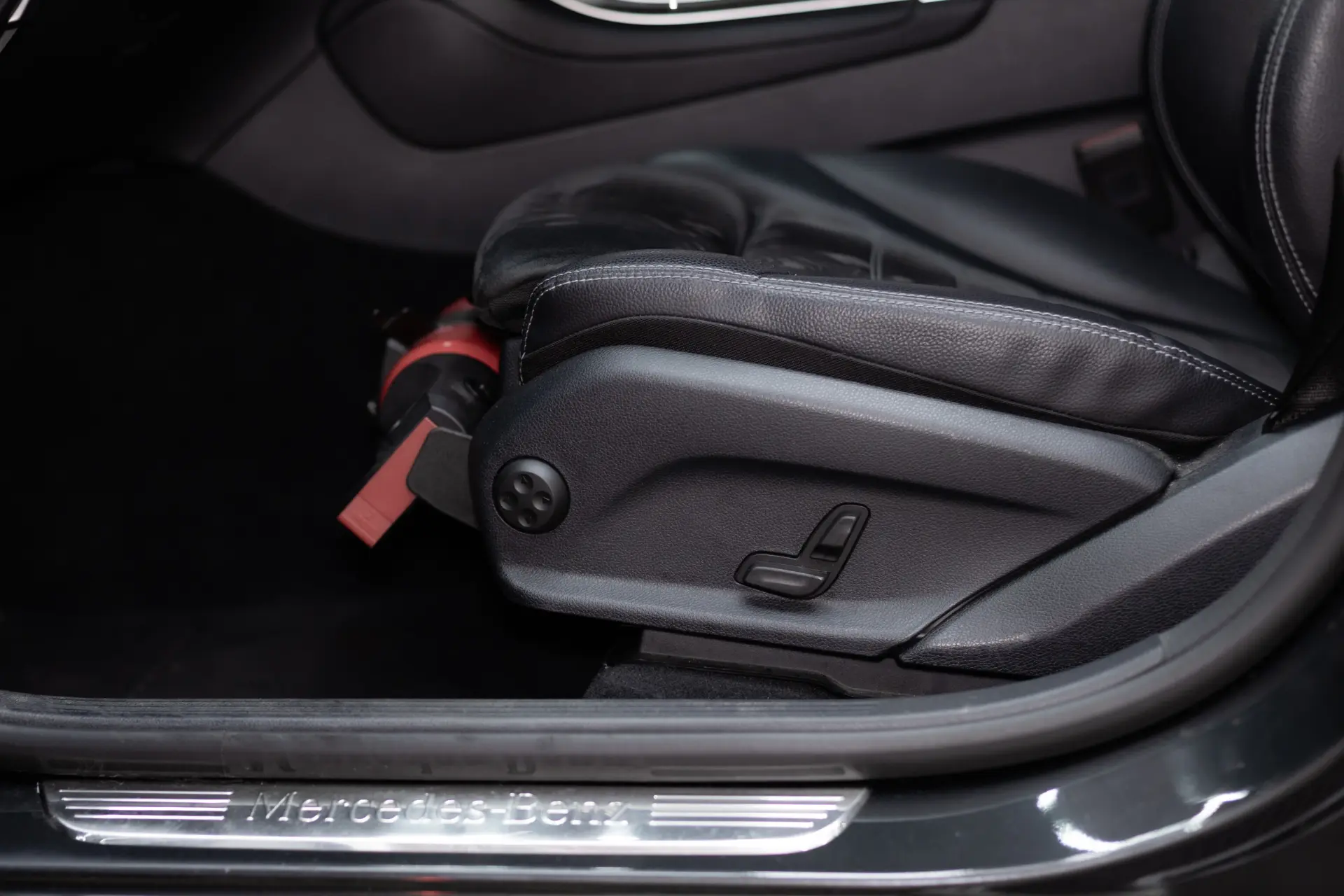 Mercedes-Benz GLC 300 de 4Matic 9G-TRONIC AMG Line 20