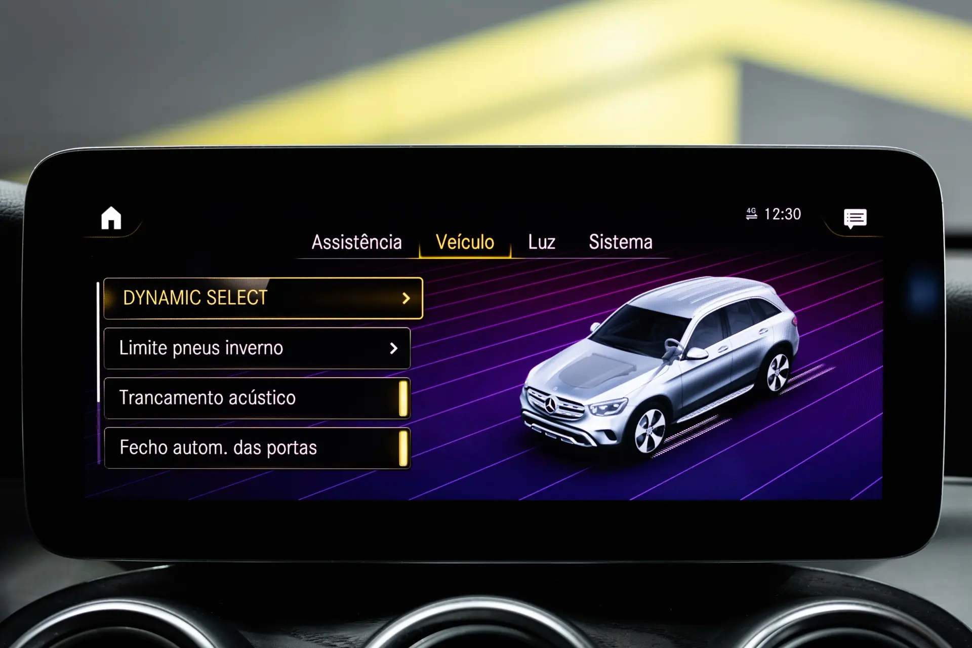 Mercedes-Benz GLC 300 e 4Matic 52