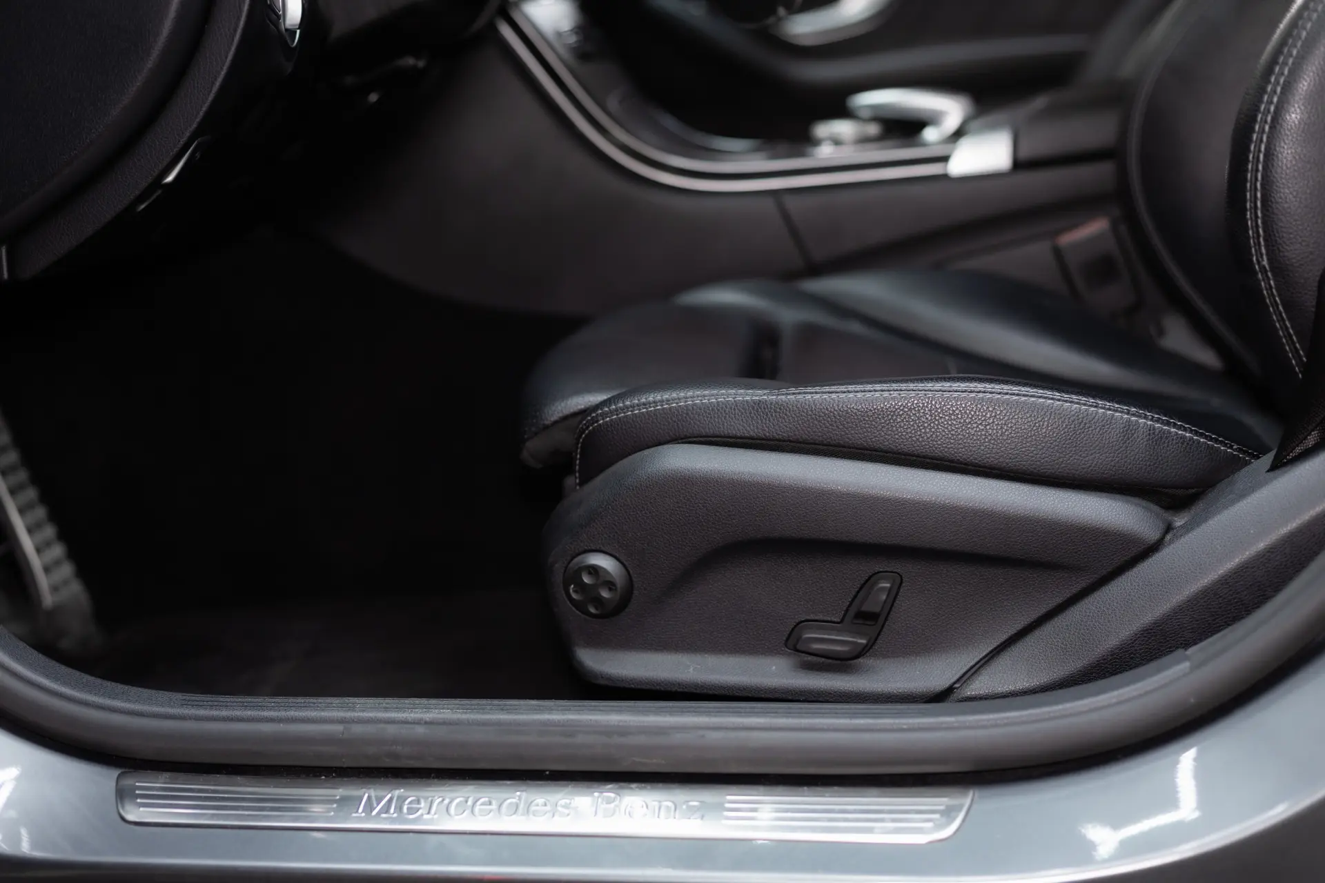 Mercedes-Benz C 220 (BlueTEC) d Station 7G-TRONIC AMG Line 25