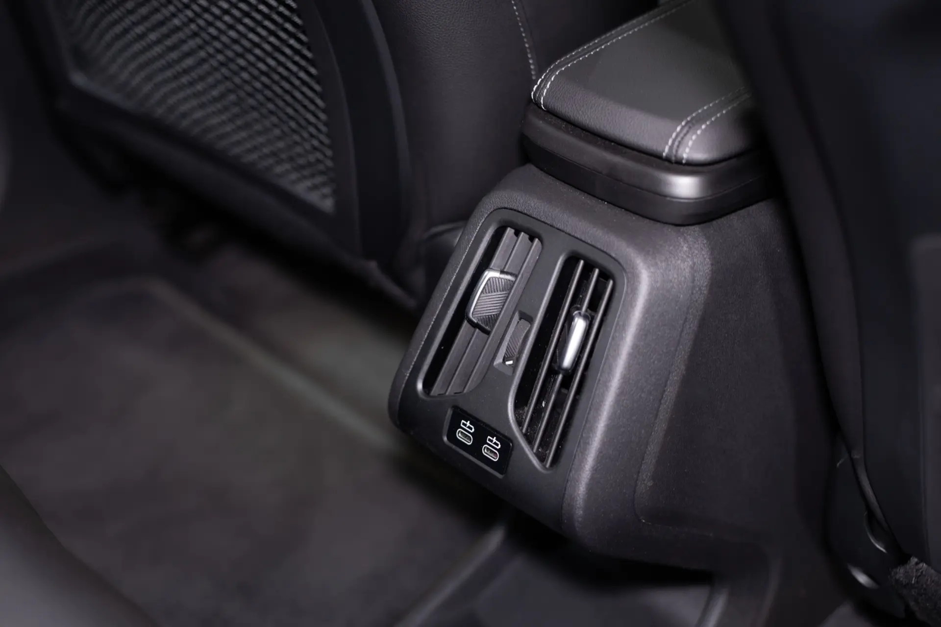 BMW 225xe Active Tourer e xDrive Line Luxury 21