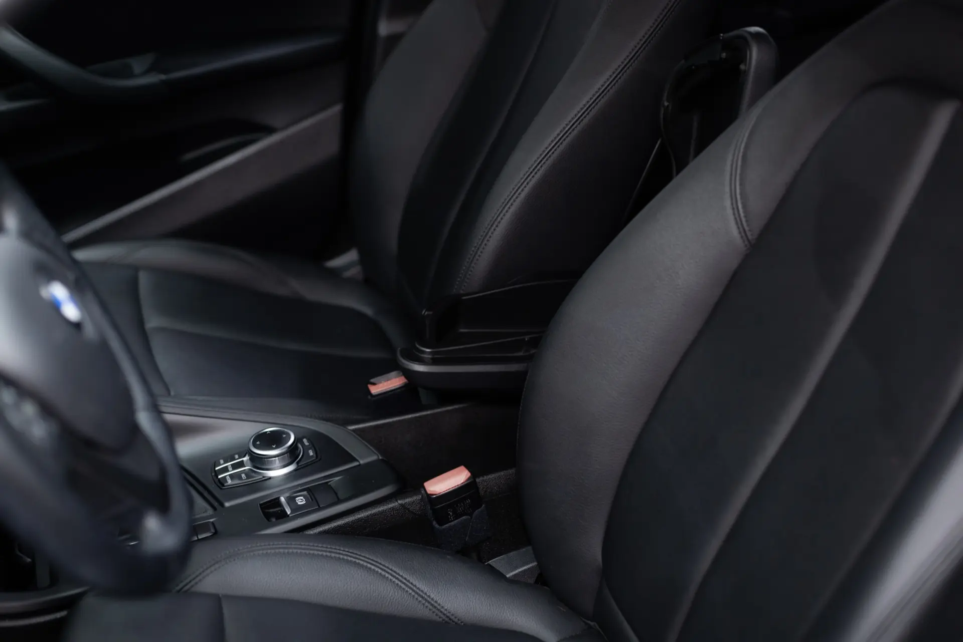 BMW X1 16 d sDrive Line Sport Auto 44