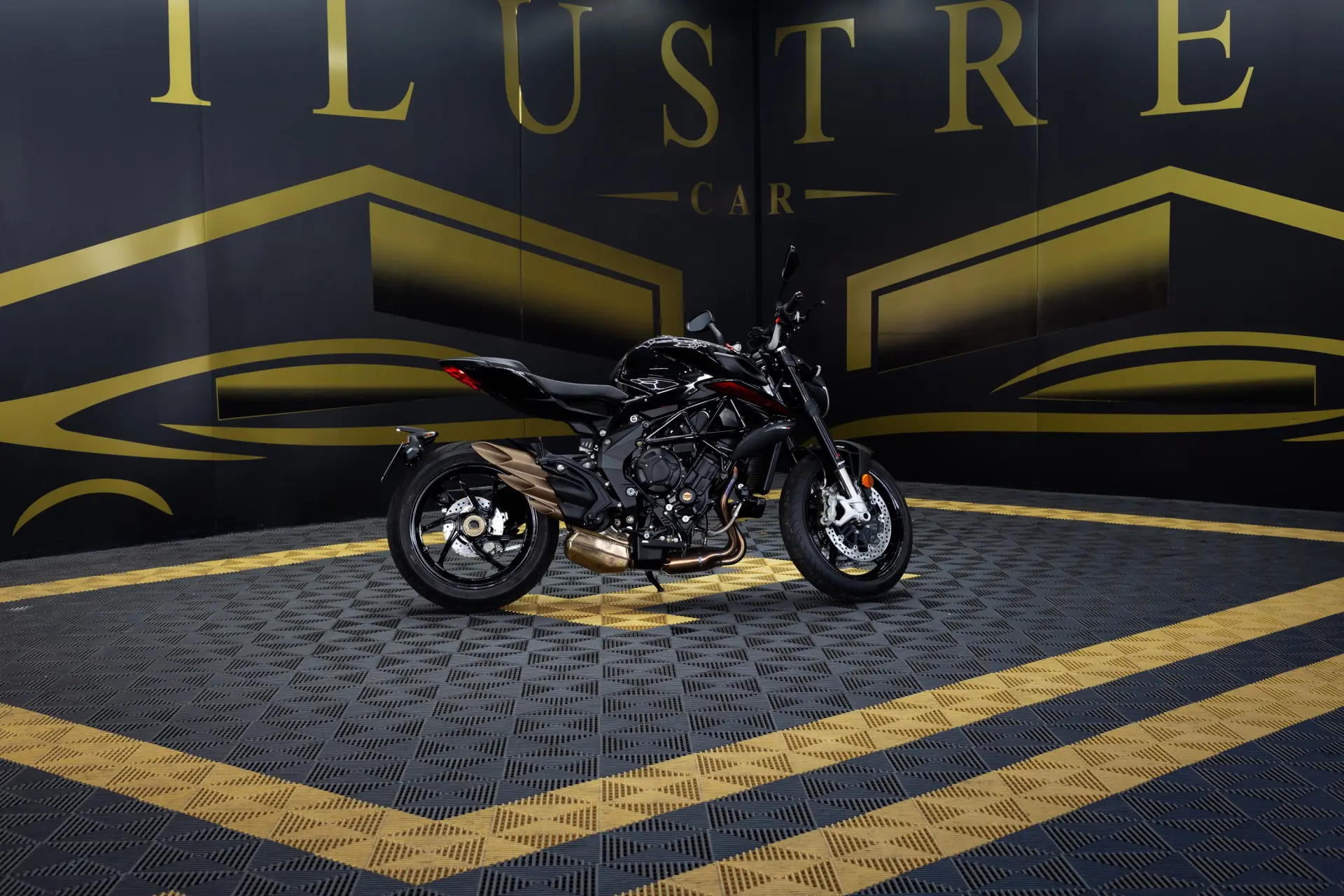 MV Agusta Brutale R 3